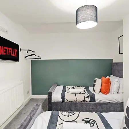 Elegant Flat - Sleeps 8 Lejlighed