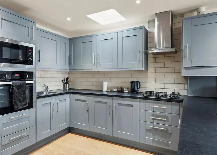 Elegant Flat - Sleeps 8 Apartman